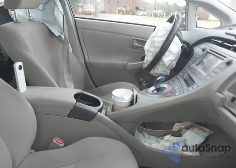 2015 Toyota Prius Three from USA, damaged, VIN JTDKN3DU8F0400244